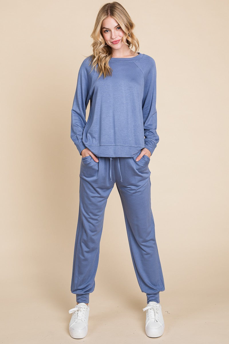 Super Lady Round Neck Raglan Sleeve Top and Pants Set