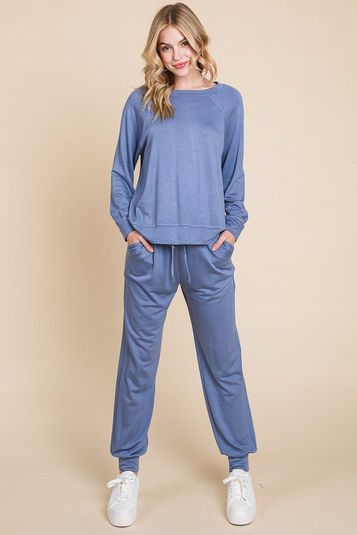 Super Lady Round Neck Raglan Sleeve Top and Pants Set