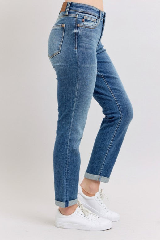 d7cb21df-1f31-4632-ade1-02b2b696eac3-Max