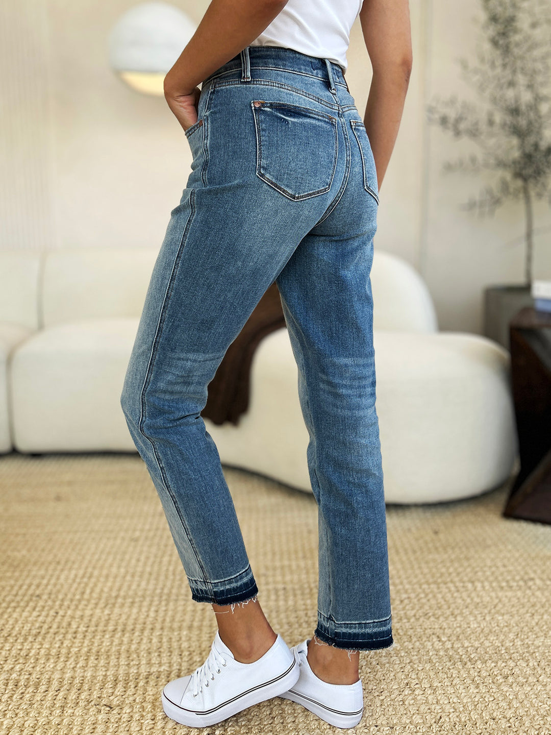 Judy Blue Keri Mid Rise Rigid Magic Release Hem Jeans