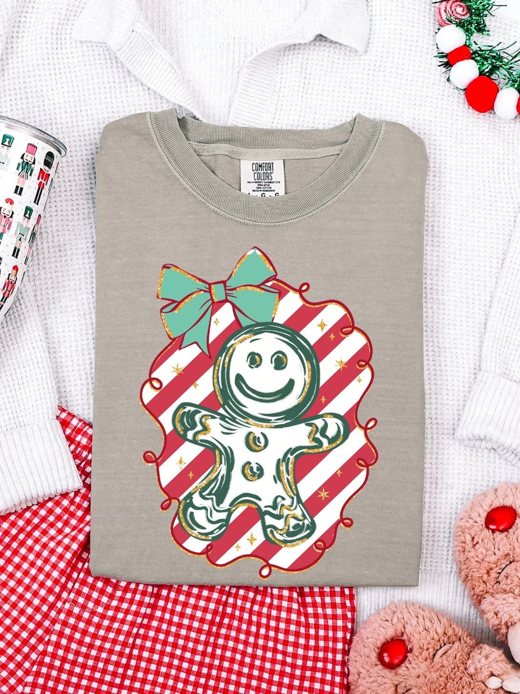 Comfort Colors Preppy Green Bow Gingerbread T-Shirt