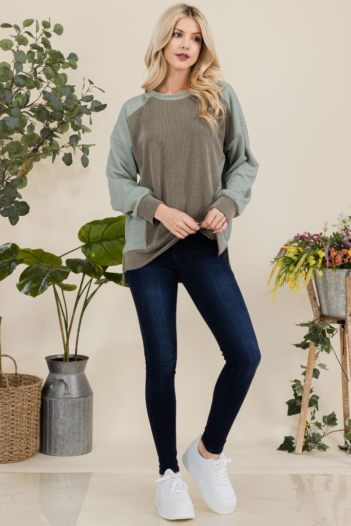 High-Low Contrast Sweatshirt In Sage