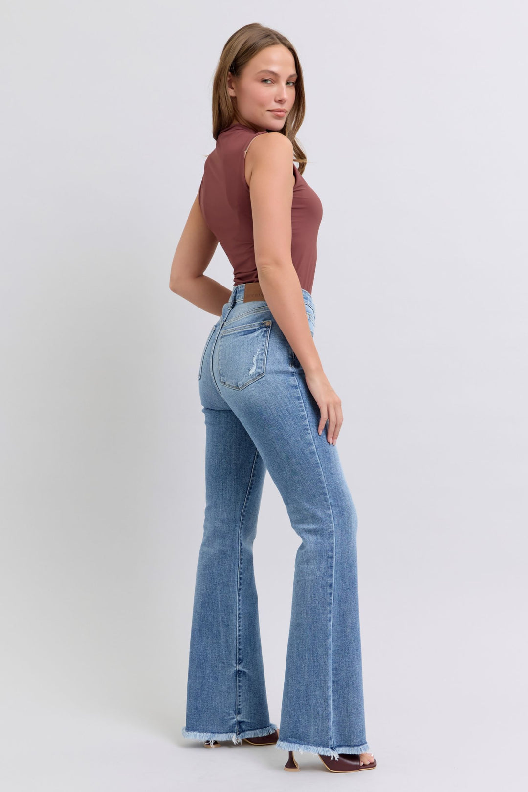 Judy Blue Raw Hem High Rise Bootcut Jeans In Medium Wash