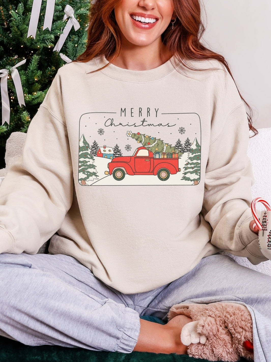Gildan Vintage Christmas Outdoors Sweatshirt