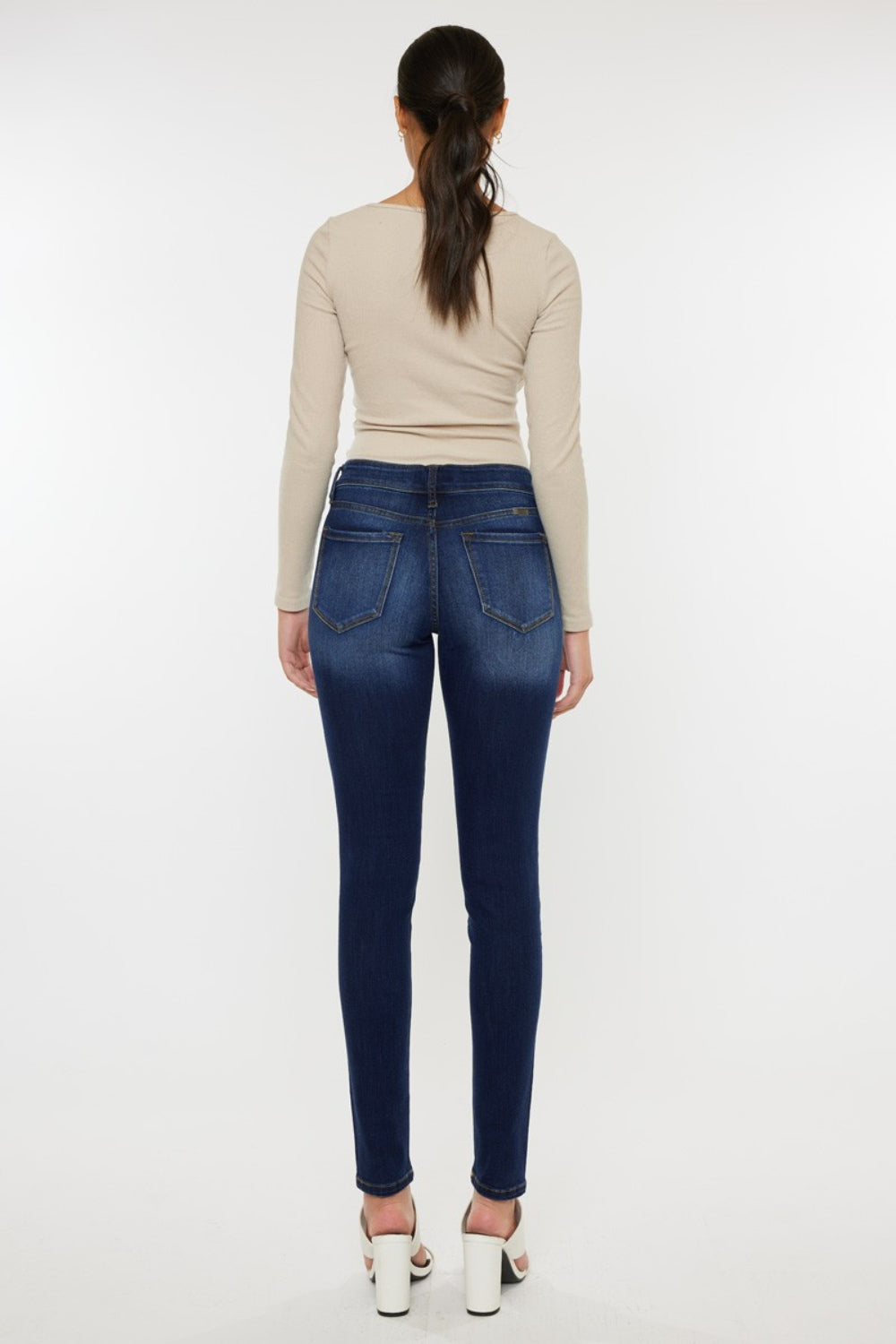 Kancan Mid Rise Gradient Skinny Jeans In Dark Wash