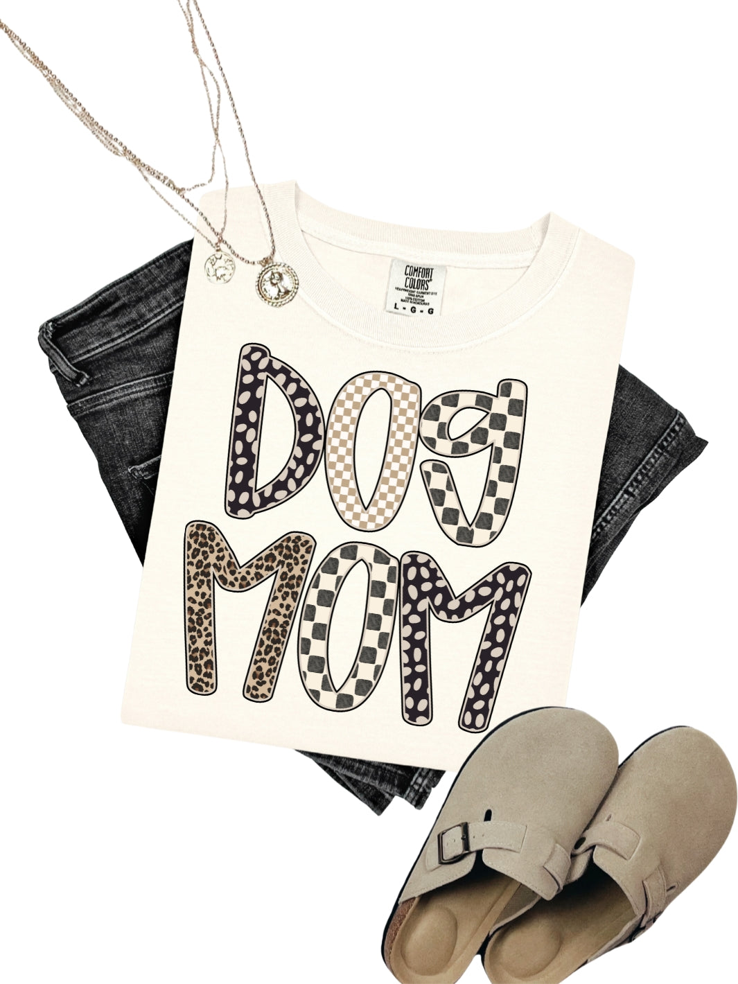 Comfort Colors Dog Mom Checkered Leopard Print T-Shirt