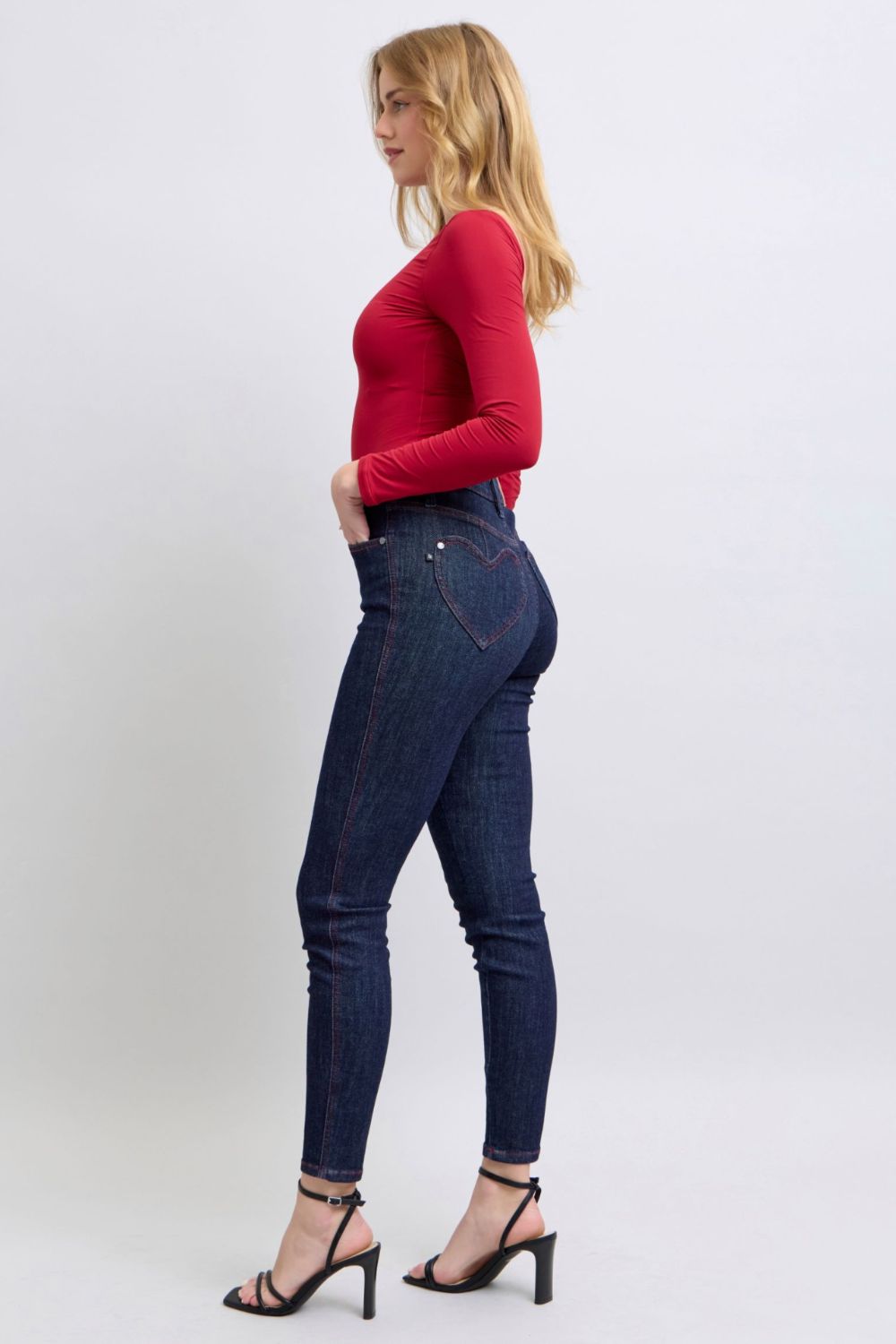 Judy Blue High Rise Heart Shaped Back Pockets Skinny Jeans