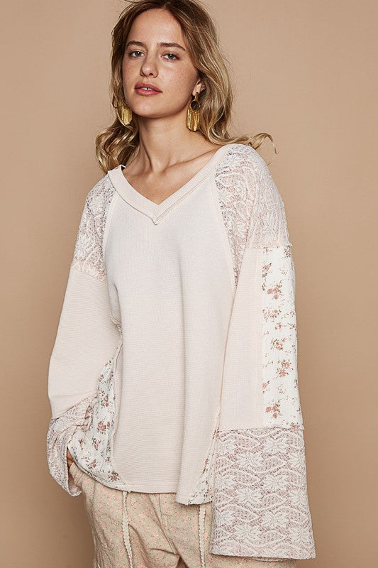 POL Lace Floral Knit Top In Eggshell