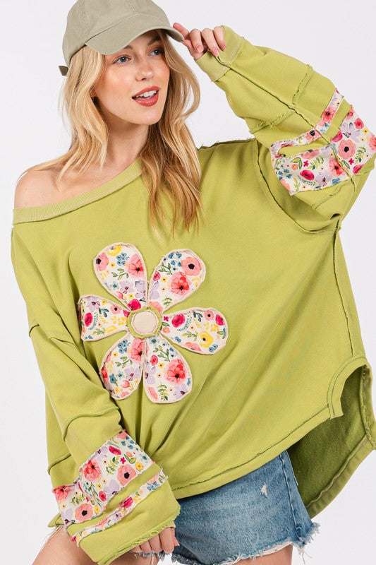 SAGE + FIG Daisy Patch Applique Sweatshirt In Green