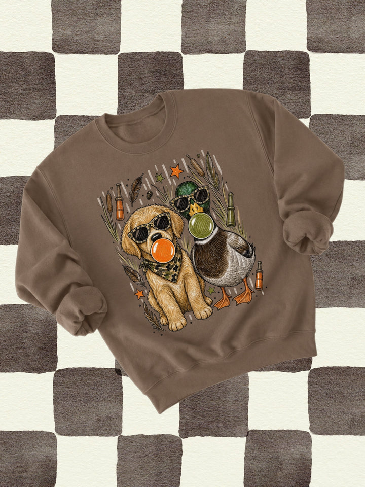 Retro Preppy Duck Hunting Graphic Crewneck Sweatshirt