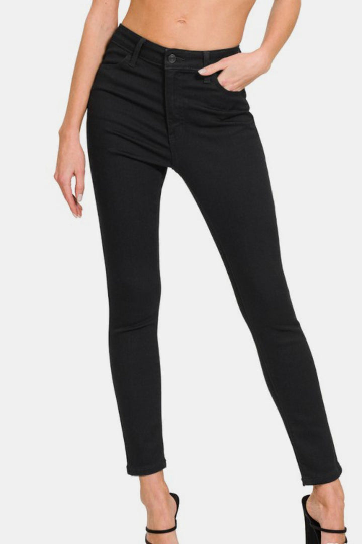 Zenana High Rise Skinny Jeans with Pockets In Black