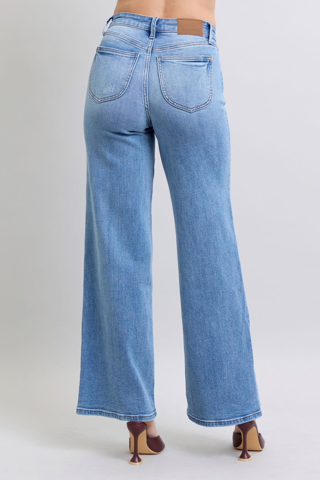 Judy Blue Howdy Wide Leg Jeans In Medium Wash