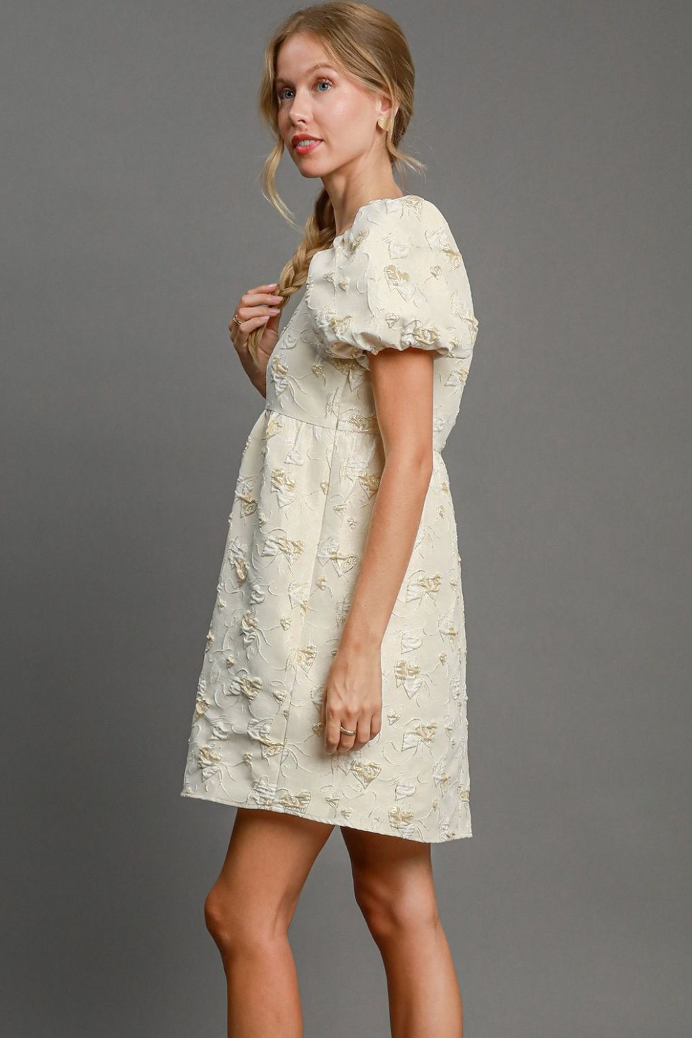 Umgee Heart Jacquard Puff Sleeve Mini Dress In Cream