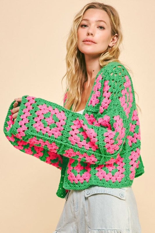 Davi & Dani Two Tone Flower Crochet Cardigan In Green