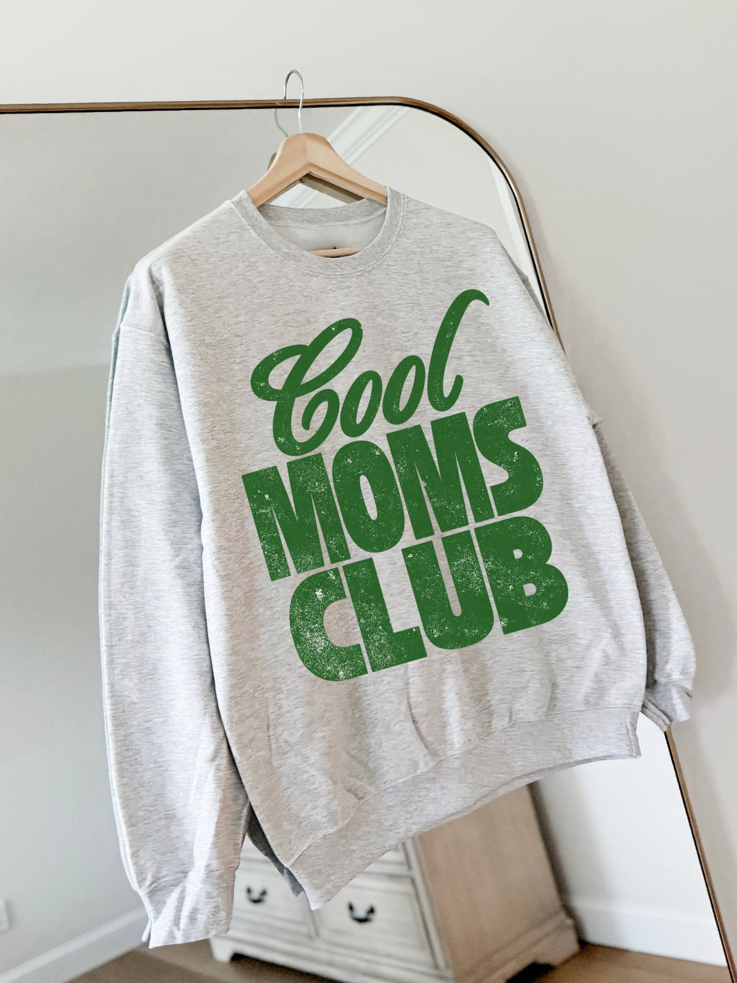 Retro Cool Moms Club Distressed Graphic Crewneck Sweatshirt