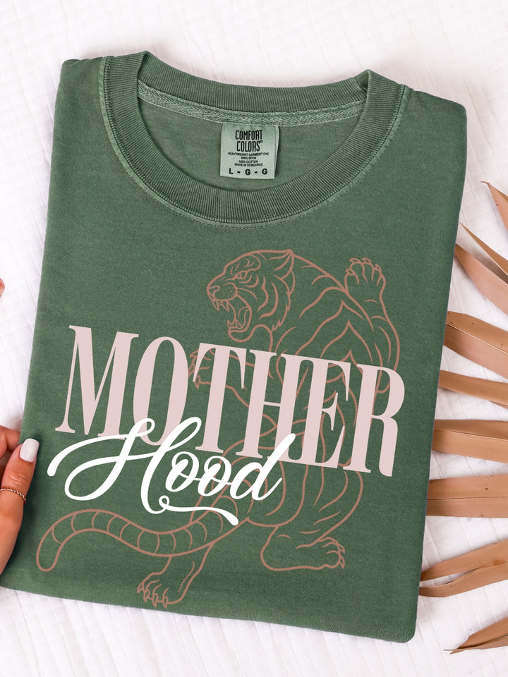 Retro Motherhood With Tiger Comfort Colors Graphic Tee