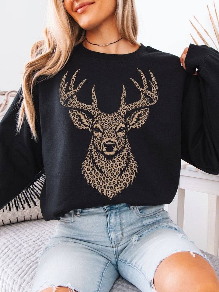 Retro Cheetah Deer Buck Hunting Graphic Crewneck Sweatshirt