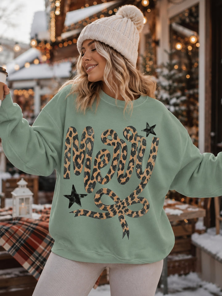 Merry Leopard Bow and Star Christmas Graphic Crewneck Sweatshirt