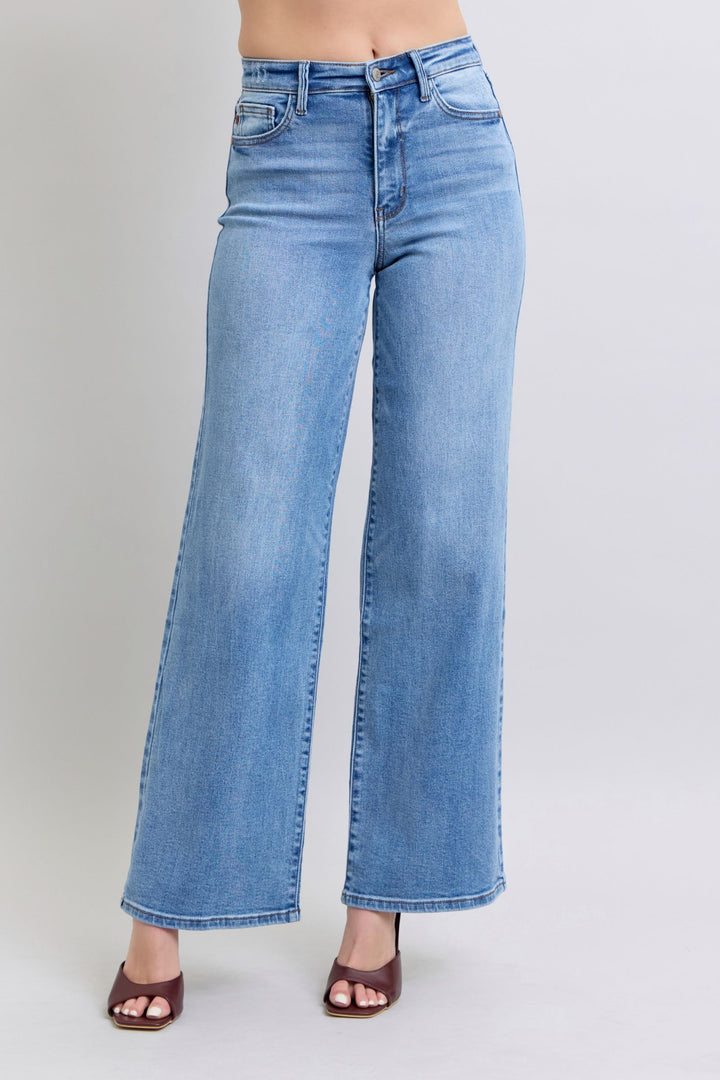 Judy Blue Howdy Wide Leg Jeans In Medium Wash