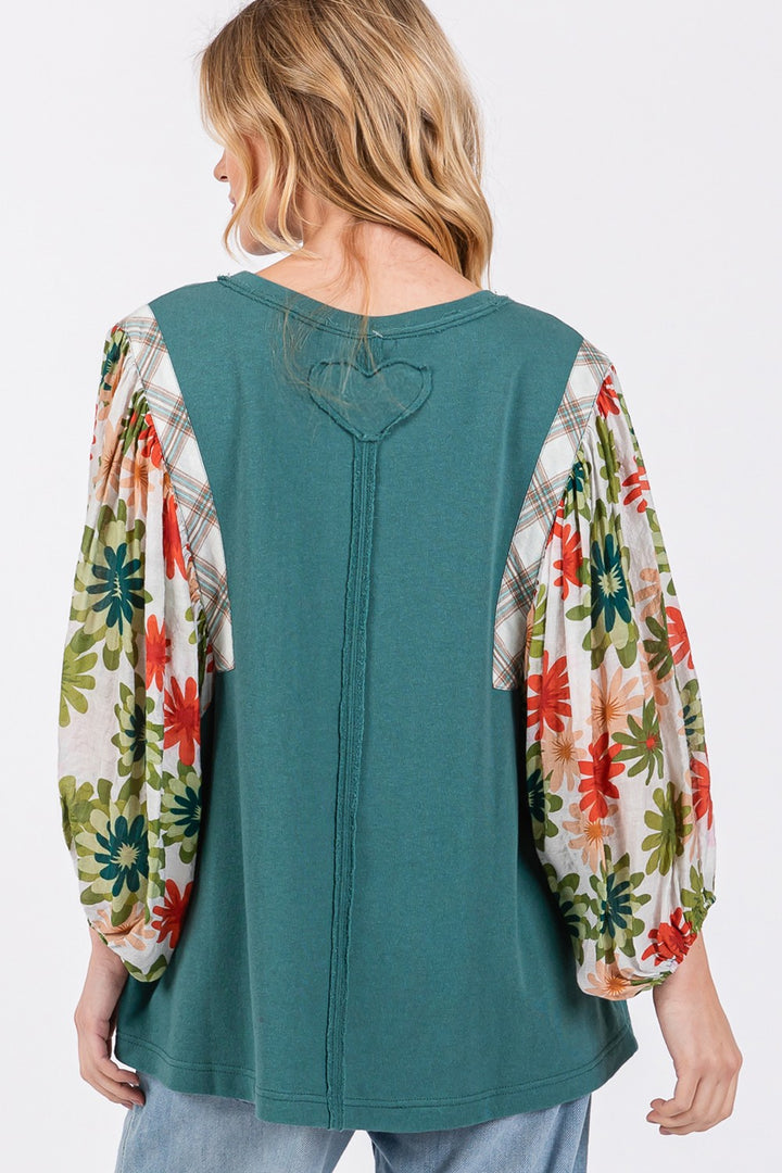 SAGE + FIG Printed Balloon Sleeve Contrast Top In Teal