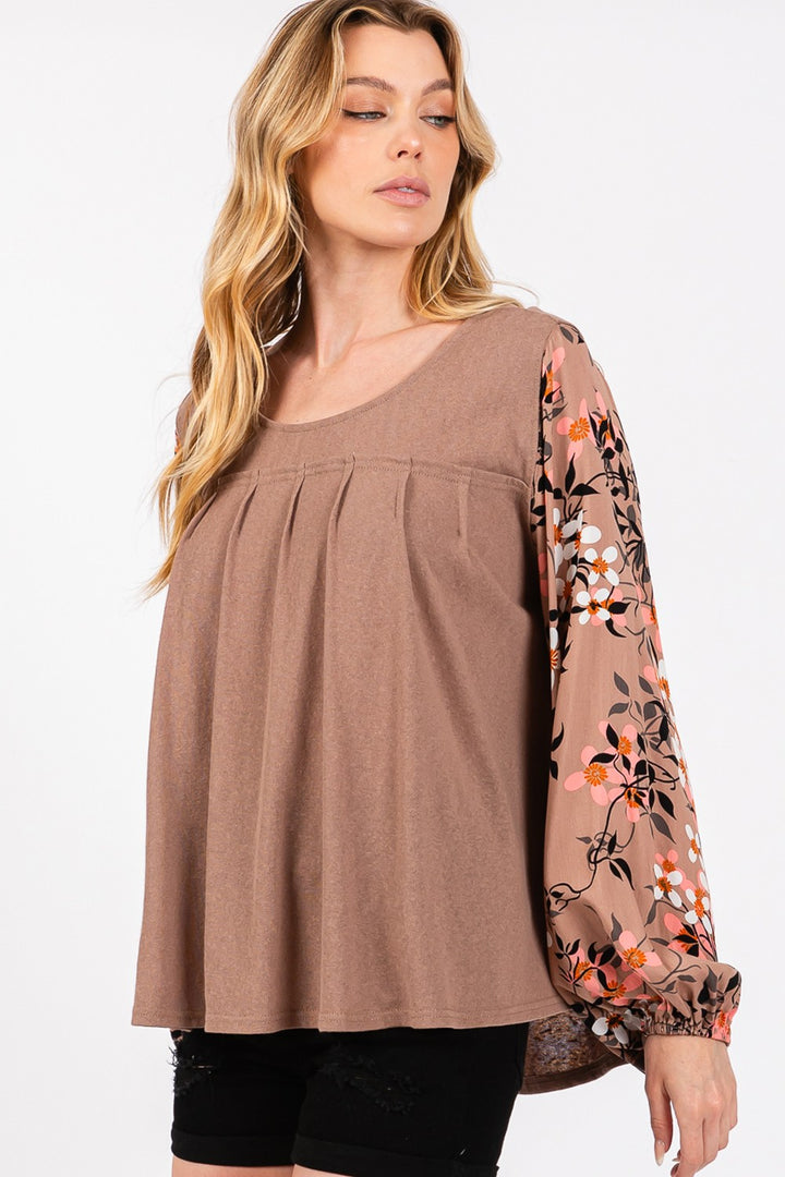 SAGE + FIG Floral Long Sleeve Front Pleated Detail Top In Brown