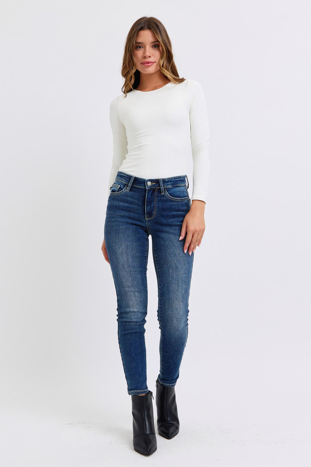 Judy Blue Kandis Mid-Rise Waist Skinny Jeans