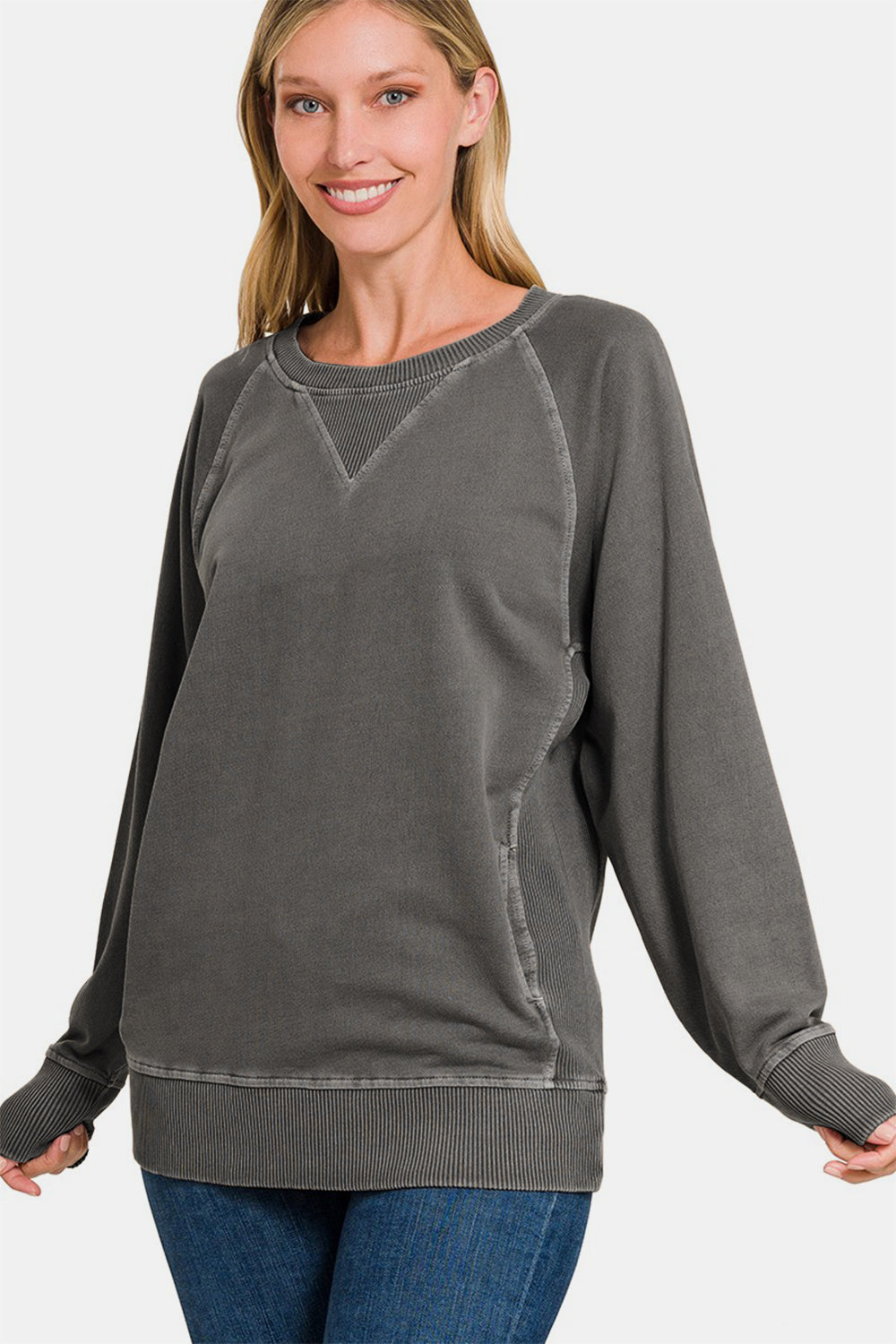 Zenana Round Neck Sweatshirt In Black