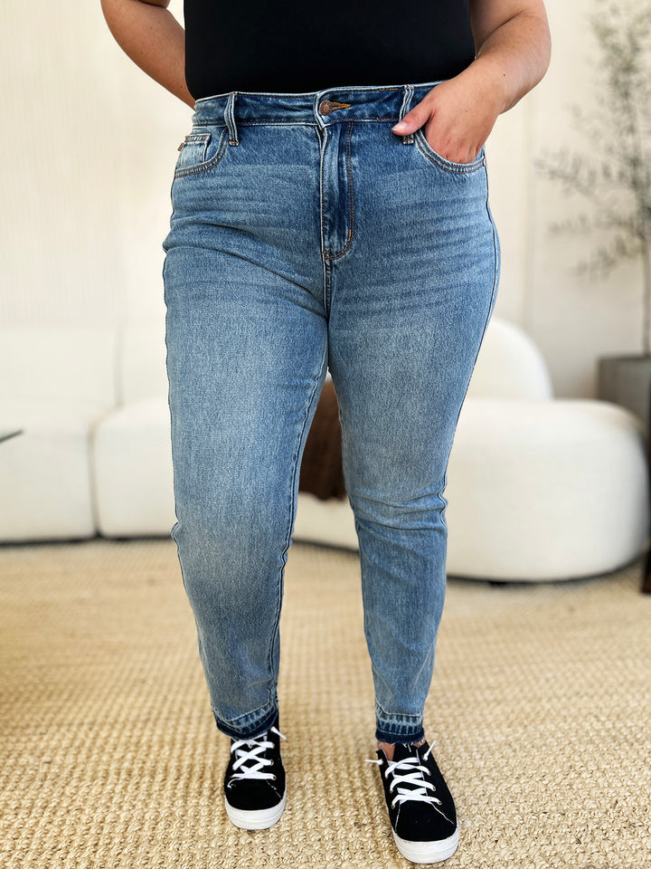 Judy Blue Keri Mid Rise Rigid Magic Release Hem Jeans