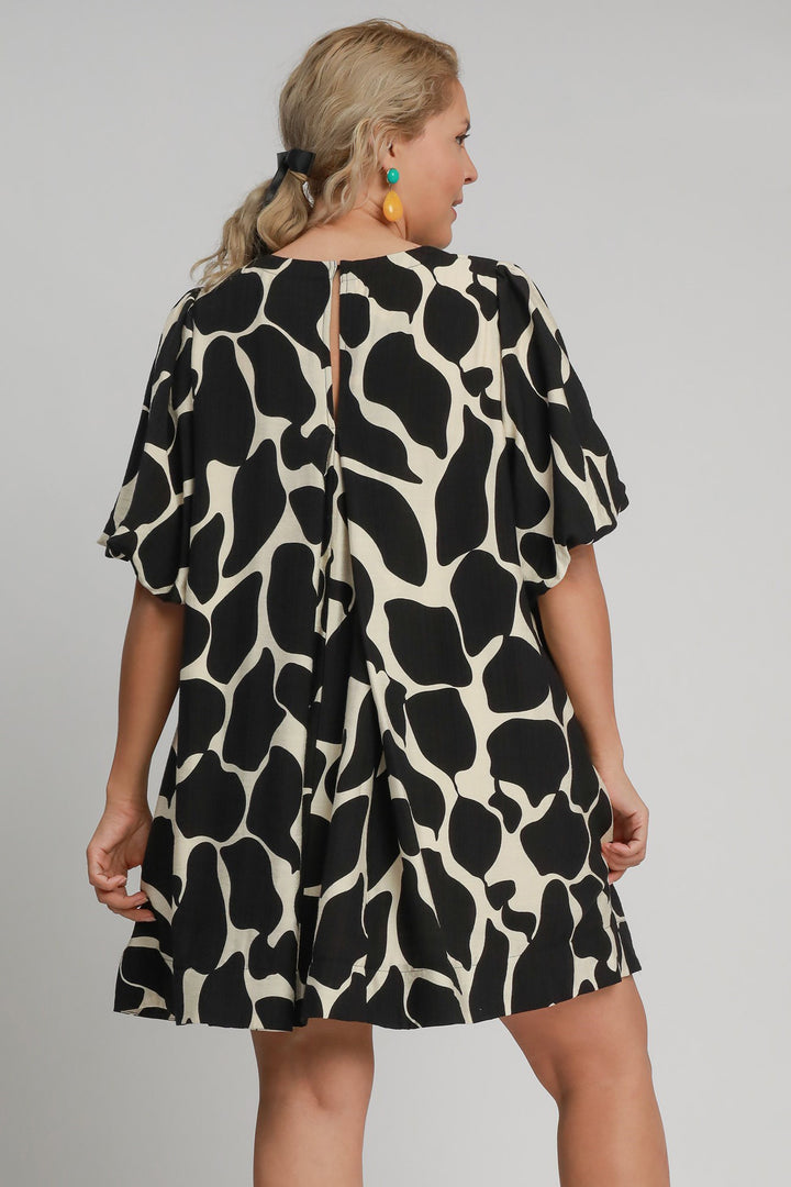 Umgee Abstract Print Puff Sleeve Dress In Black