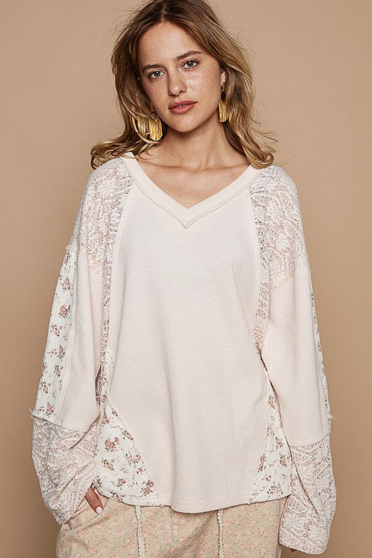 POL Lace Floral Knit Top In Eggshell