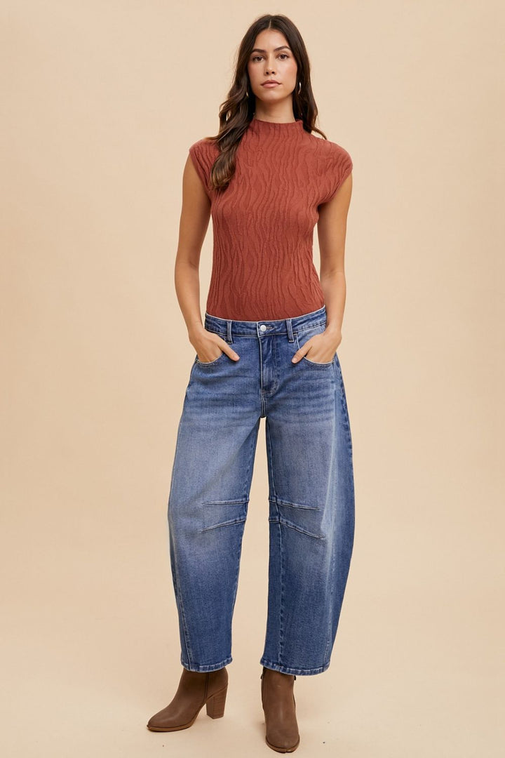 Annie Wear Mid Rise Barrel Leg Jeans with Pockets In Medium