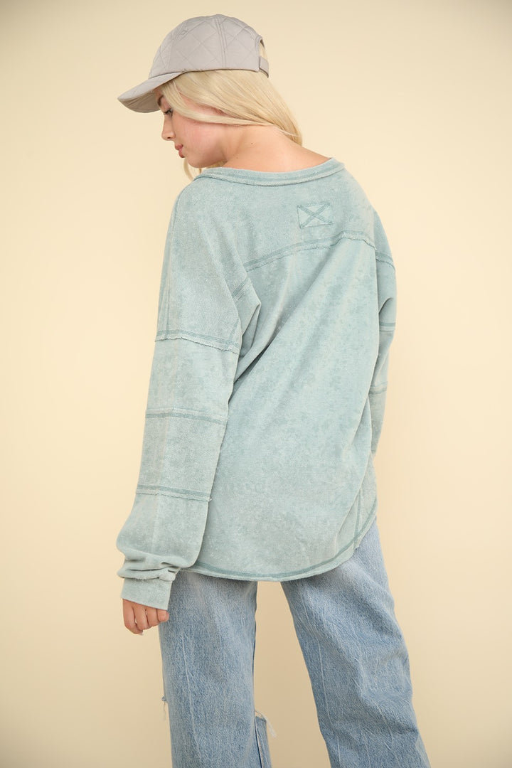 VERY J Washed V-Neck Exposed Seam Knit Top In Sage