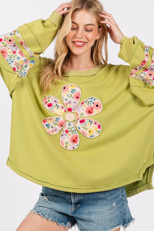 SAGE + FIG Daisy Patch Applique Sweatshirt In Green