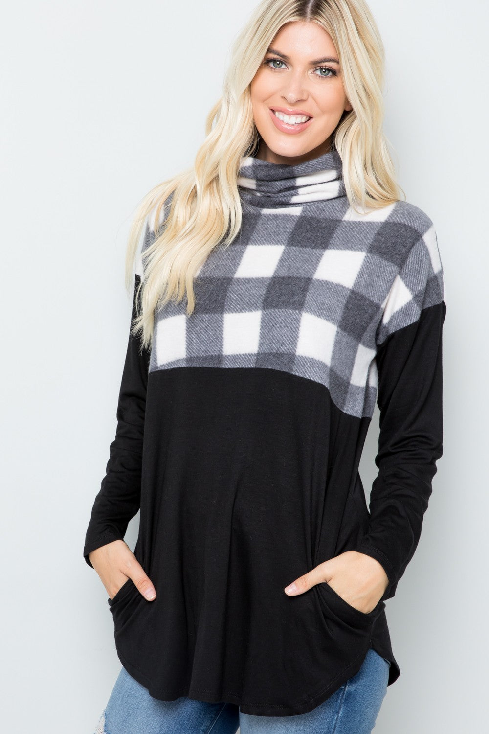 Pocketed Plaid Turtleneck Blouse In Black