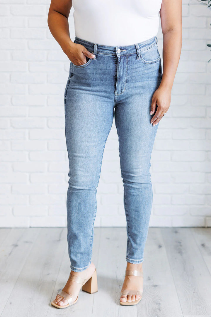 Judy Blue Justine High Rise Tummy Control Skinny Jeans